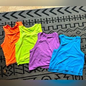 Lululemon cropped drift running tanks